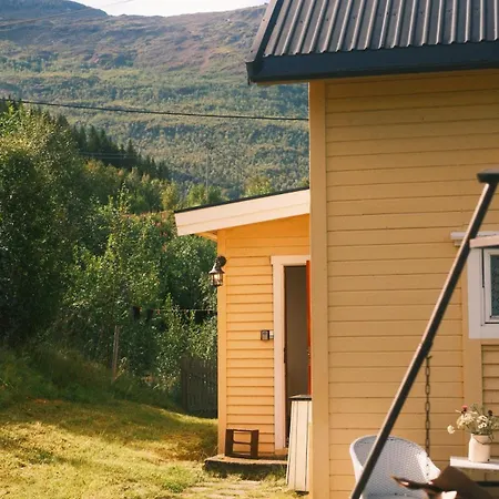 بيت للعطل The Little Yellow House In Ranbogen With Fjord And Mountain Views - Gateway To Lofoten نارفيك